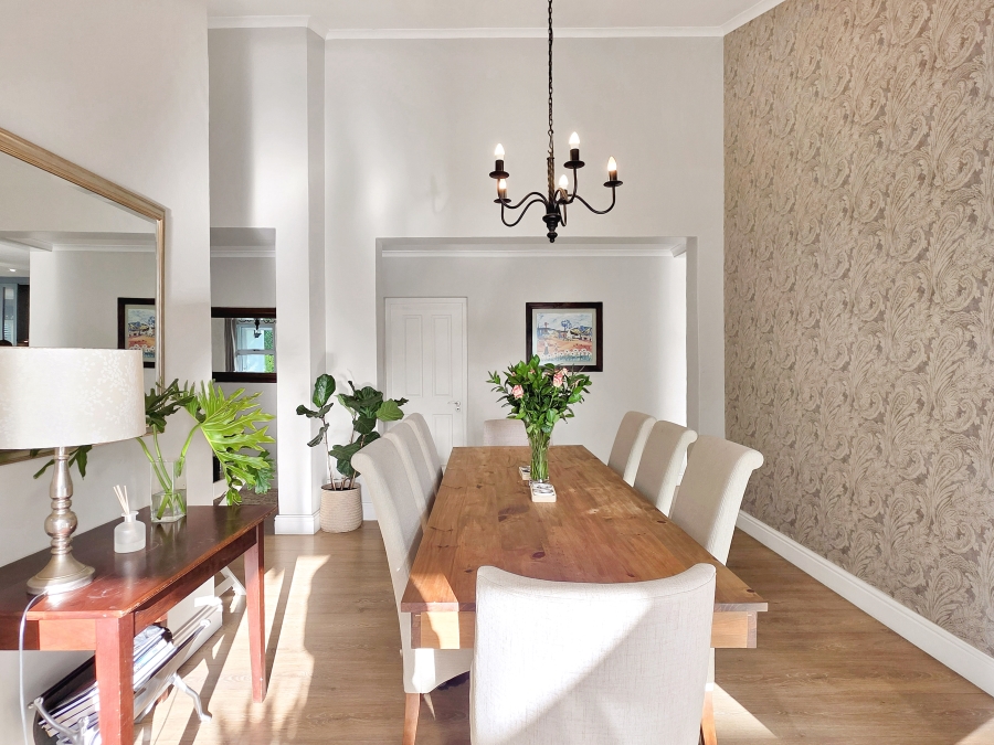 3 Bedroom Property for Sale in Constantia Western Cape